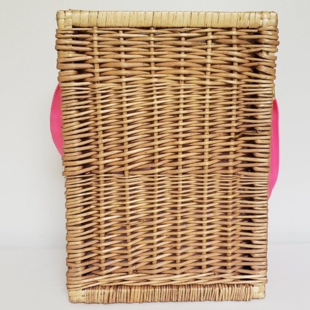 Lilly Pulitzer NEW Wicker Cheek to Cheek Fabric Top Wine Picnic Basket - Picture 7 of 9